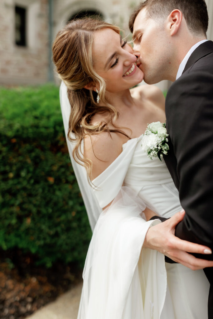 The Biggest Mistake a Bride Can Make on Her Wedding Day