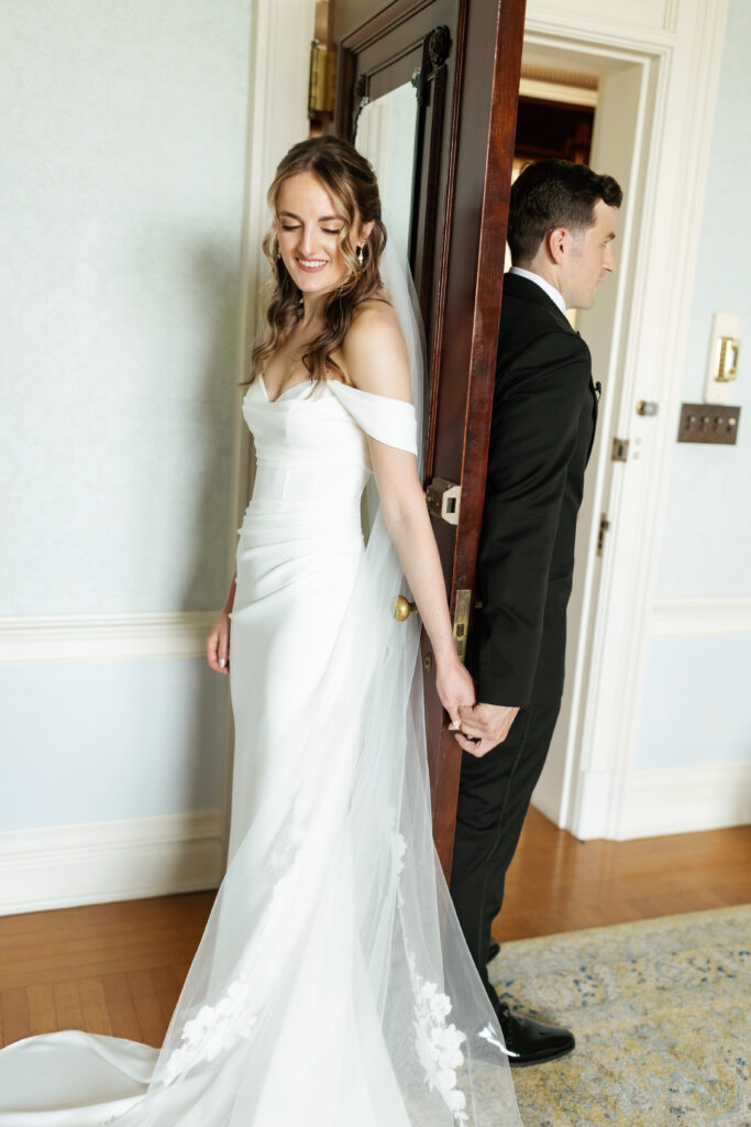 The Biggest Mistake a Bride Can Make on Her Wedding Day